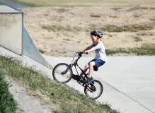 Join the Thrilling Mobile Cycling Classic - Experience the Ultimate Speed and Stamina Challenge