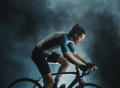 Boost Your Cycling Performance with Roller Training - Unleash Your Potential Today!